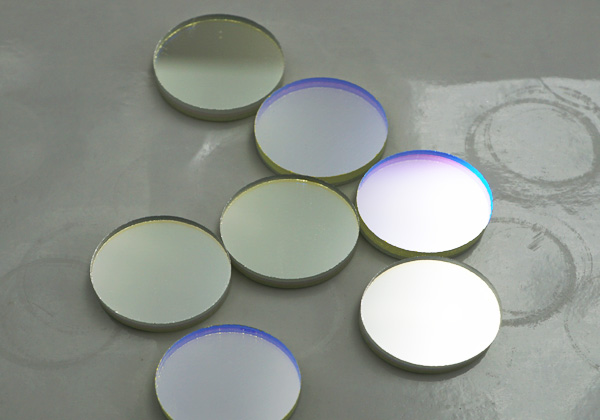 反紅透藍綠二向色鏡